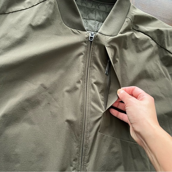 Men’s Lululemon Reversible Jacket - Picture 6 of 7